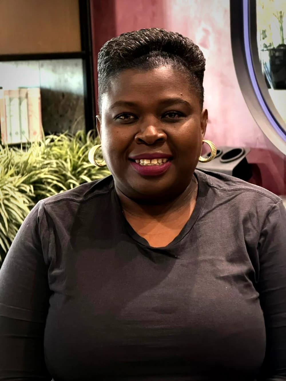 Sandra, Operator at Tuscani Hair